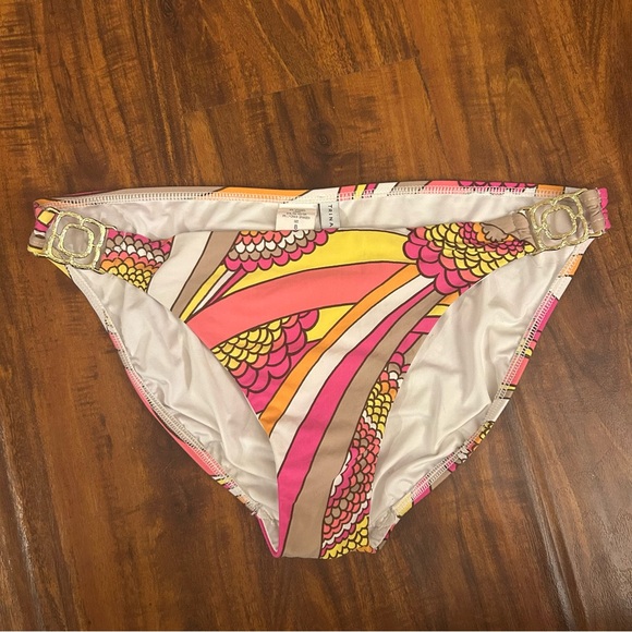 Colorful Bikini Set - Picture 6 of 16